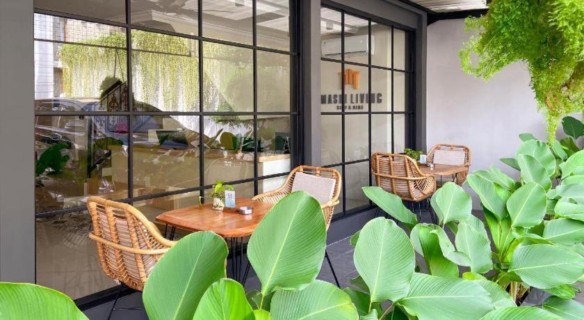 Hotel Masri Living By Daphna International à Yogyakarta Extérieur photo