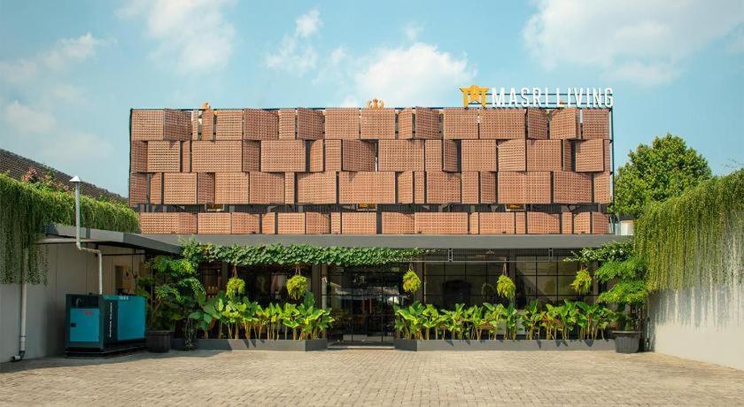 Hotel Masri Living By Daphna International à Yogyakarta Extérieur photo
